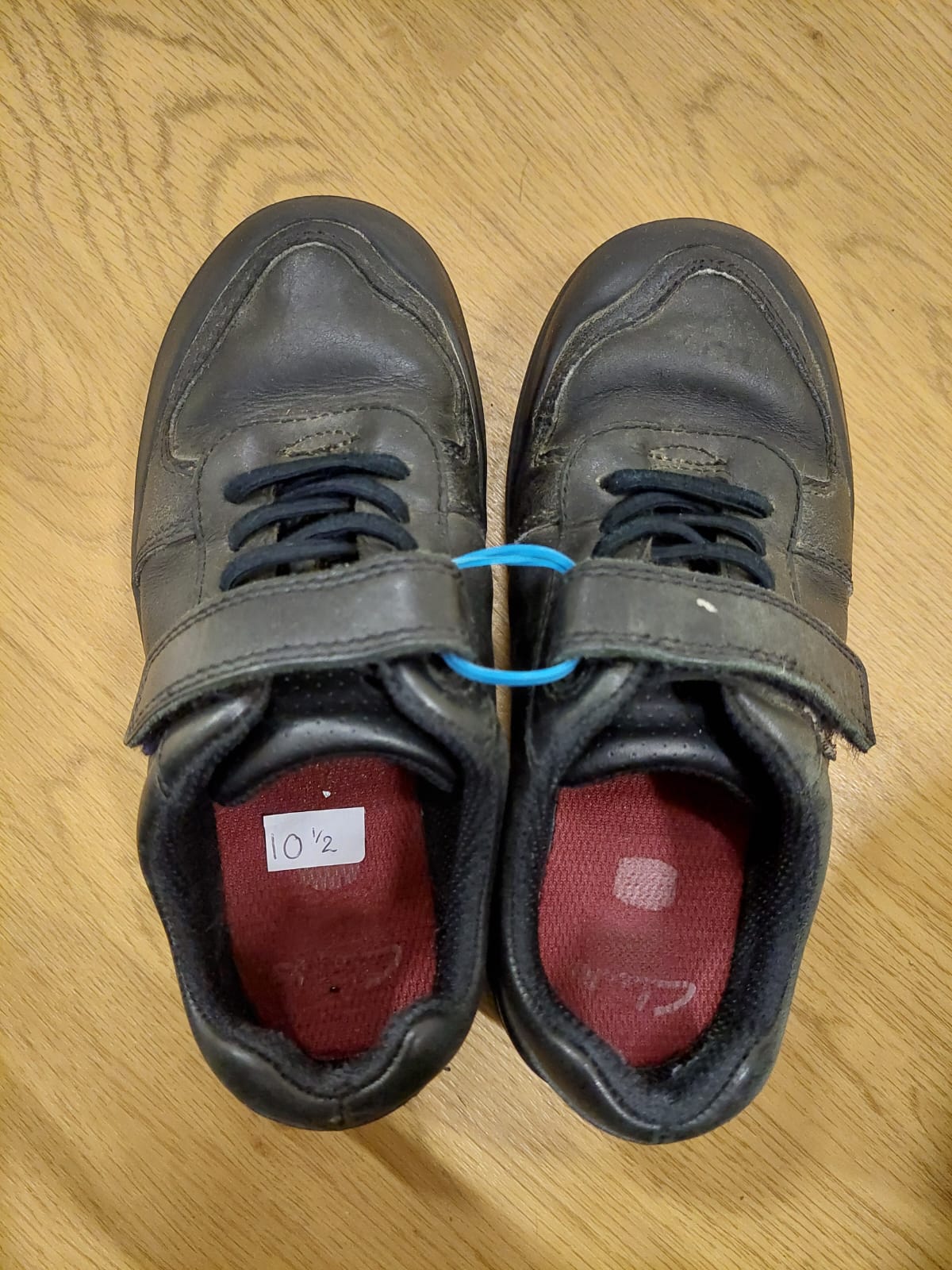 Boys shoes Size 10.5 (jnr)
